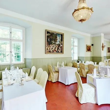 Hotel Chateau 4*