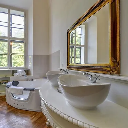 Chateau Hostačov 4* Hostacov