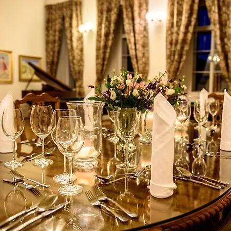Chateau Hotel Hostacov