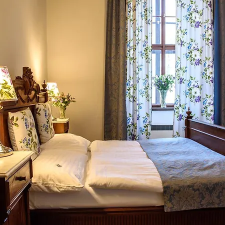 Chateau Hostačov 4* Hostacov
