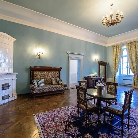 Chateau Hotel 4*