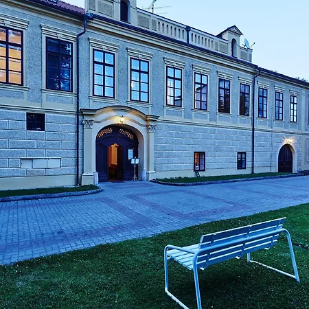 Chateau 4*