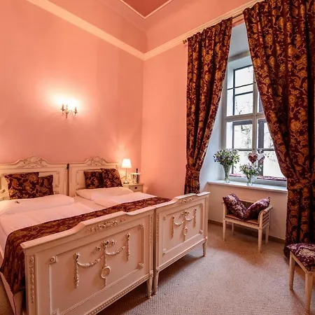 Hotel Chateau 4*