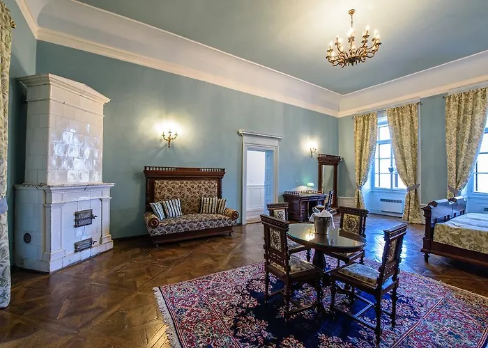 Chateau Hotel 4*