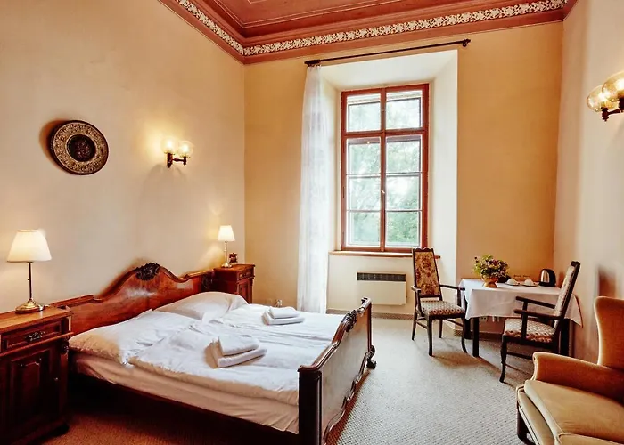 Chateau מלון 4*